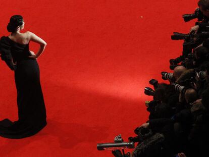 La actriz china Yu Nan, miembro del jurado de la Berlinale, a su llegada al pase inaugural.