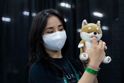 Presentación en el CES de Las Vegas del robot "placentero" Amagami Ham Ham.