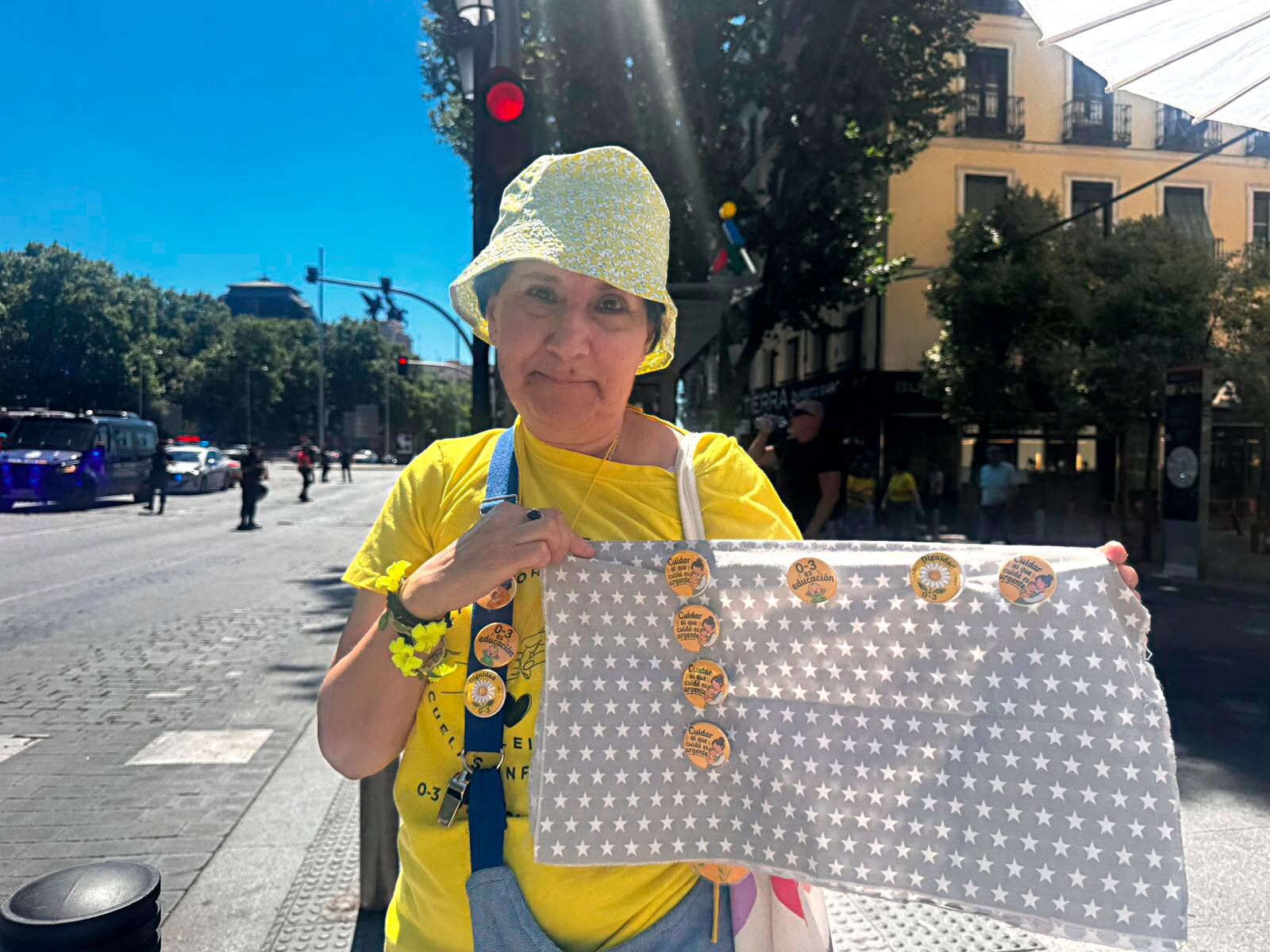 Natividad Arroyo, docente en Madrid desde hace 41 años, durante la manifestación celebrada este sábado en Madrid.