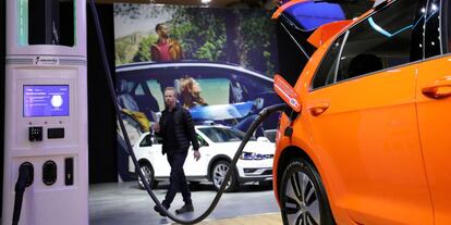 E-Golf de Volkswagen, en el salón del motor de Canadá, en Toronto, en febrero.