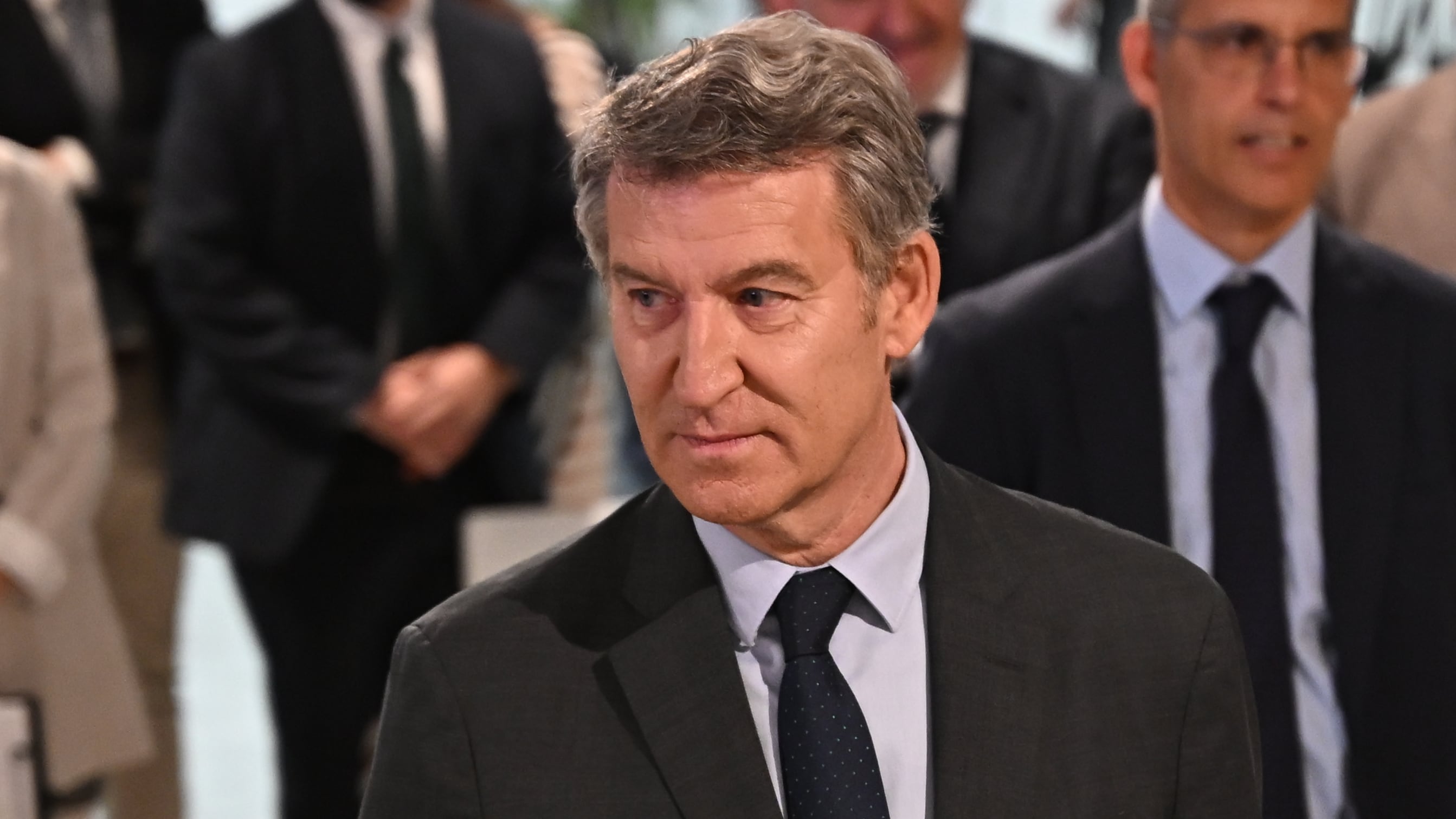 El PP concede a Feijóo su última bala para derrotar a Sánchez
