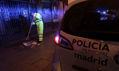 Los operarios han trabajado escoltados por la Policía. No se han registrado incidentes.