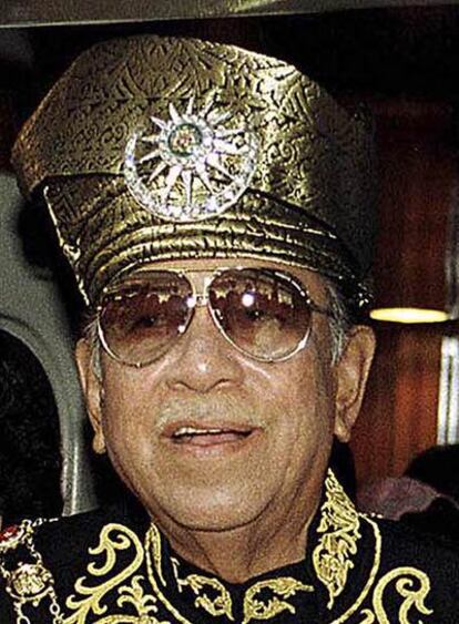 El rey Tuanku Jaafar, en 1991.