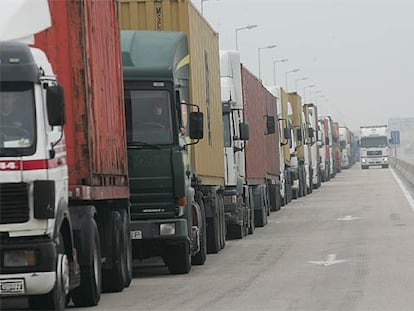 El transporte terrestre es la tercera actividade con más crecimiento en la Comunidad Valenciana y una de las que no se consideran avanzadas.