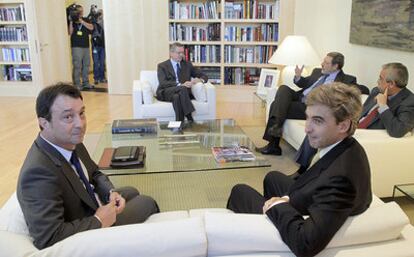 Reunión logística entre los partidos con representación en el Ayuntamiento de Madrid.