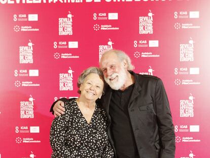María Galiana y Carlos Álvarez-Novoa, ayer en Sevilla.