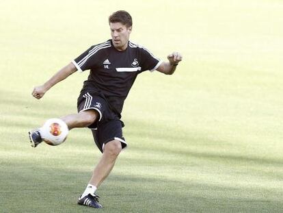 Laudrup, entrenador del Swansea, en Mestalla.