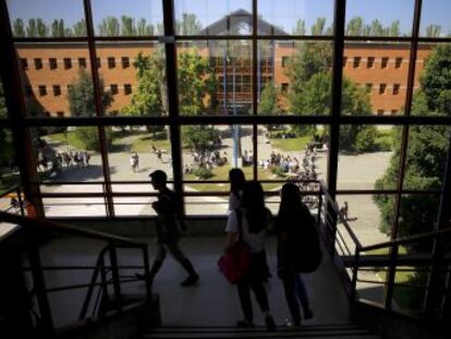 Los estudiantes de la URJC temen por la pérdida de valor de sus grados y apelan a su esfuerzo y trabajo