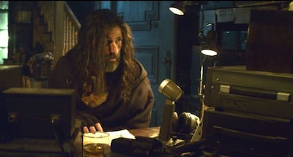 Matthew Fox en el postapocalipsis con zombis de 'Welcome to Harmony'.