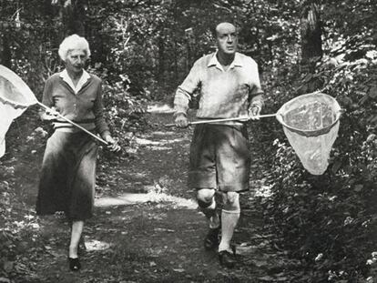 V&eacute;ra y Vlad&iacute;mir Nabokov, en un retrato en 1958.