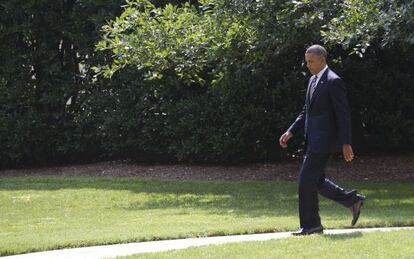 El presidente Obama abandona la Casa Blanca al inicio de un viaje de campa&ntilde;a.