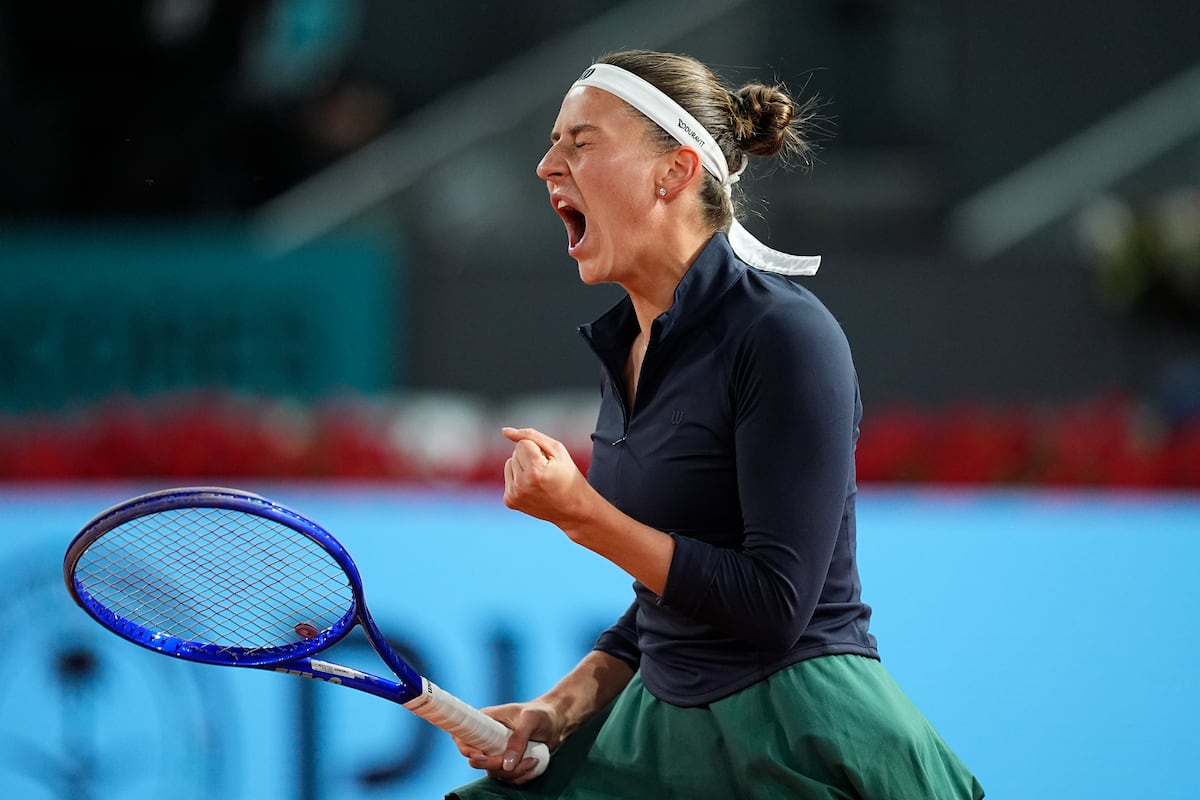Marta Kostyuk llega a su primera final WTA 1000 en Madrid tras eliminar a Anastasia Potapova y se medirá a Mirra Andreeva