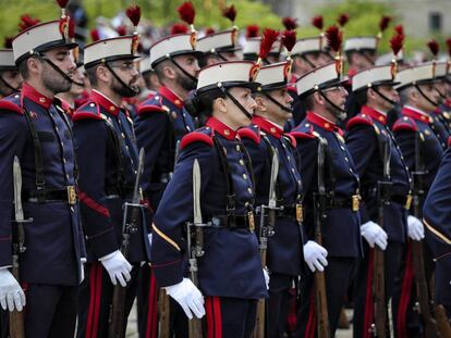 Militares en la reunión bienal del Capítulo de la Orden de San Hermenegildo, en San Lorenzo de El Escorial.