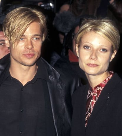 “Era demasiado bueno para mí”. Así resumió Gwyneth Paltrow (Los Ángeles, 44 años), varios años después, su ruptura con Brad Pitt. Los actores se conocieron cuando compartieron rodaje en la película ‘Seven’: ella tenía apenas 22 años mientras él ya contaba los 31. Se formó así una de las parejas más mediáticas del momento, llegando incluso a comprometerse, aunque la boda no tuvo lugar. Tras su ruptura, después de tres años de relación, Pitt (Oklahoma, 53 años) se casó primero con Jennifer Aniston y después con Angelina Jolie, con quien tuvo seis hijos y de quien se divorció recientemente. Ella pasó por el altar con Chris Martin -cantante de Coldplay-, de quien también se ha divorciado. Tienen dos hijos.