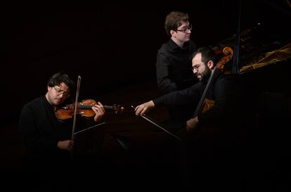 Trio Isimsiz (c) Rafa Martín. CNDM 21-22. SERIES.