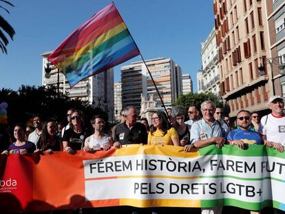 Cabecera de la manifestación por los derechos LGTB+ de este sábado en Valencia.