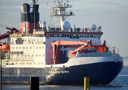 El rompehielos 'RV Polarstern' vuelve del Ártido, el pasado lunes, al puerto de Bremerhaven (Alemania).