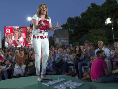 La presidenta andaluza y secretaria general del PSOE-A, Susana Díaz, durante el acto electoral de cierre de campaña en Sevilla.