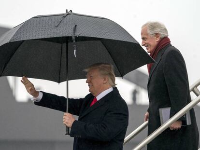 Donald Trump este lunes en el aeropuerto de Nashville.