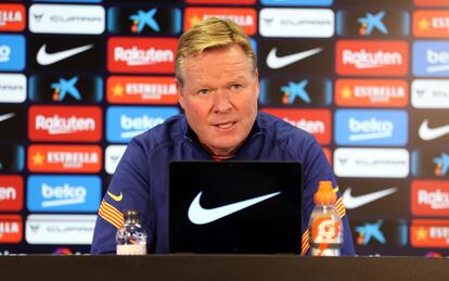 Koeman, durante un rueda de prensa.