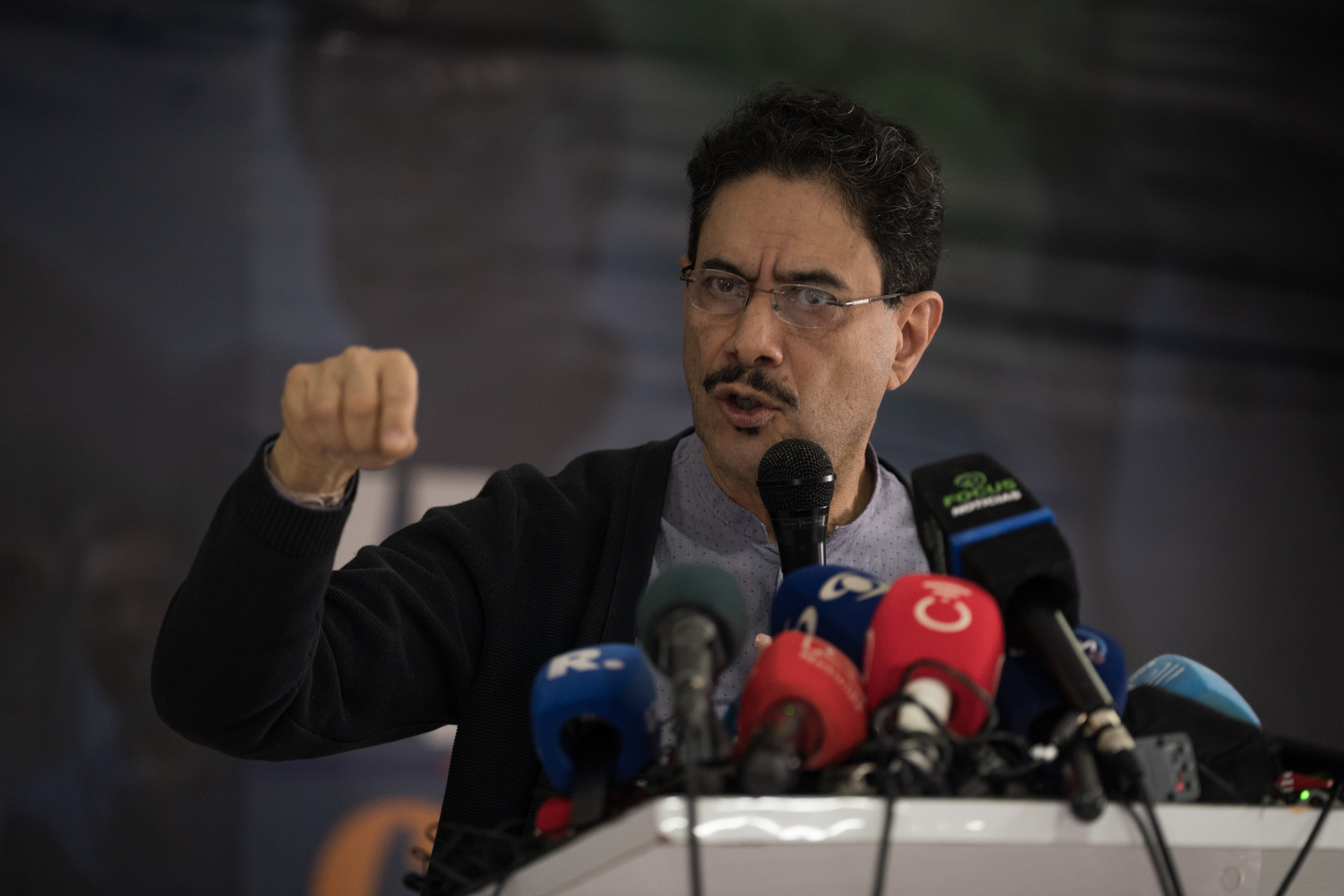 Iván Cepda, durante una rueda de prensa, en Bogotá, este lunes.