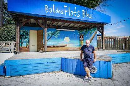 Franck Couderc, director del 'camping' Les Flots Bleus, en las instalaciones del complejo.