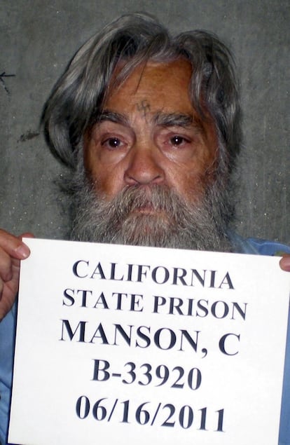 Charles Manson, cumple cadena perpetua en la prisión estatal de San Quentin (California), el 16 de junio de 2011.