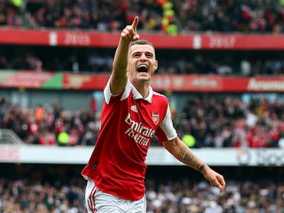 Xhaka celebra su gol ante el Tottenham en la última jornada de la Premier League.