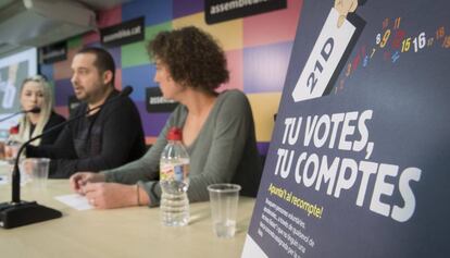 Presentació de la campanya 'Tu votes, tu comptes', promoguda per l'ANC i els comitès de defensa de la república.