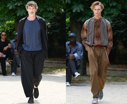 Dos modelos en el desfile de White Mountaineering.