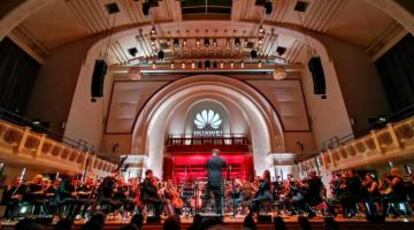 La English Session Orchesta interpreta este lunes en el Cadogan Hall de Londres la nueva sinfonía de Schubert.