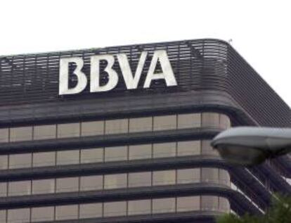 Las compañías españolas con mayor inversión en Bogotá entre 2003 y 2013 fueron el Banco Bilbao Vizcaya Argentaria (BBVA), con un total de 693,6 millones de dólares, Movistar (190,5 millones de dólares) y la Joyería Tous (142,8 millones de dólares), según datos de la agencia. EFE/Archivo