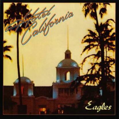 En la portada de 'Hotel California' el hotel que aparece es el Beverly Hills Hotel de Sunset Boulevard (Los Ángeles).