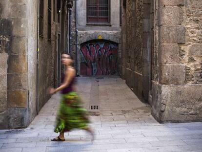 Entrada del carreró del Pou de la Figuera, al barri de la Ribera, a Barcelona.