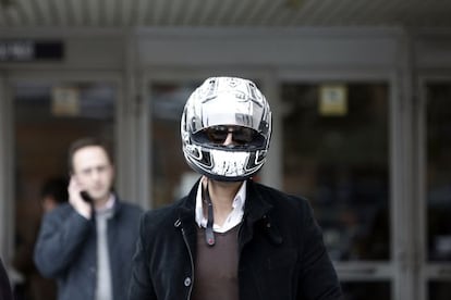 Carlos Manzanares Rodr&iacute;guez leaves a Madrid court on Wednesday.