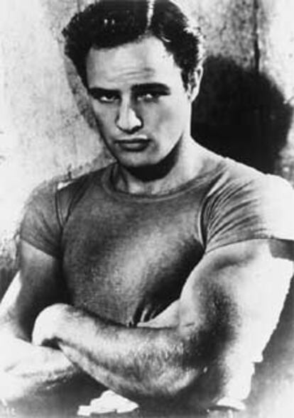 Marlon Brando, en una imagen de <i>Un tranvía llamado deseo,</i> de Elia Kazan, en 1951. 

/ ASSOCIATED PRESS