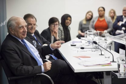 Peter Sutherland en un encuentro en Londres en febrero de 2016. Foto / ODI. CC BY-NC.