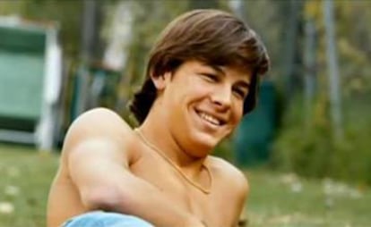 Mario Casas, en un fotograma de 'El camino de los ingleses'.