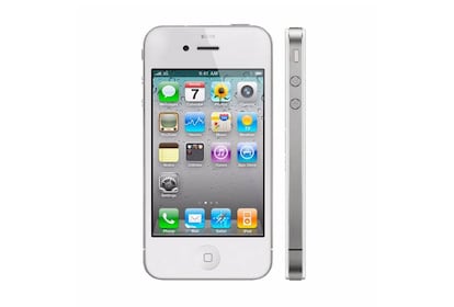 El iPhone 4s se presentó el 4 de octubre de 2011. Entre sus novedades destacan: cámara de 8 megapixeles con 5 lentes, grabación y edición en Full HD (1080p), chip A5 de doble núcleo a 800 Mhz con nueva GPU, duplica las velocidades máximas de datos HSDPA hasta los 14,4 Mb/s, control por voz Siri.