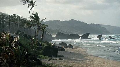 Playa caribeña de Bathsheba, de las islas Barbados.