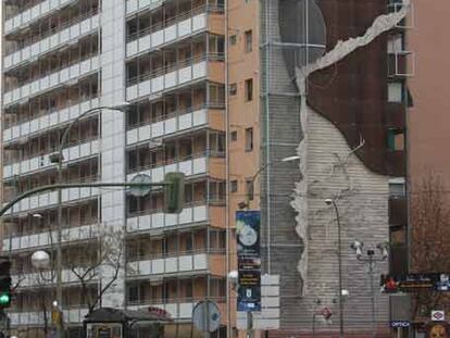 Mural de Diego Moya en la plaza Elíptica.