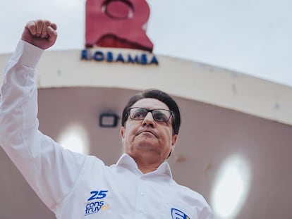 El candidato presidencial Fernando Villavicencio durante un acto de campaña en Ecuador, en 2023.