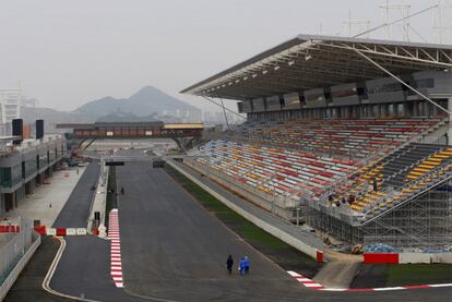 El circuito de Yeongam, de Corea del Sur, pasa el visto bueno del director de carreras de la F1, Charlie Whiting.