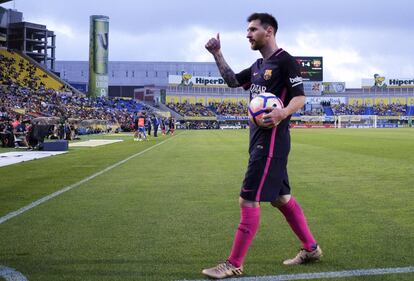 El delantero argentino del Barcelona Leo Messi, durante el partido que ha enfrentado al equipo de Luis Enrique y a Las Palmas de Quique Setién.