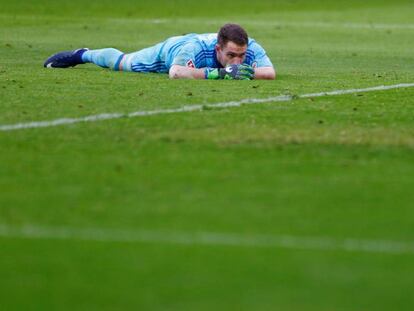 Mathenia, portero del Hamburgo, tras encajar un gol del Bayern en la goleada de la pasada jornada (6-0).