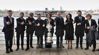 Un momento de la presentación el martes de la Copa del América de Vela en Barcelona con la alcaldesa Ada Colau y, a su izquierda, el president Pere Aragonés.