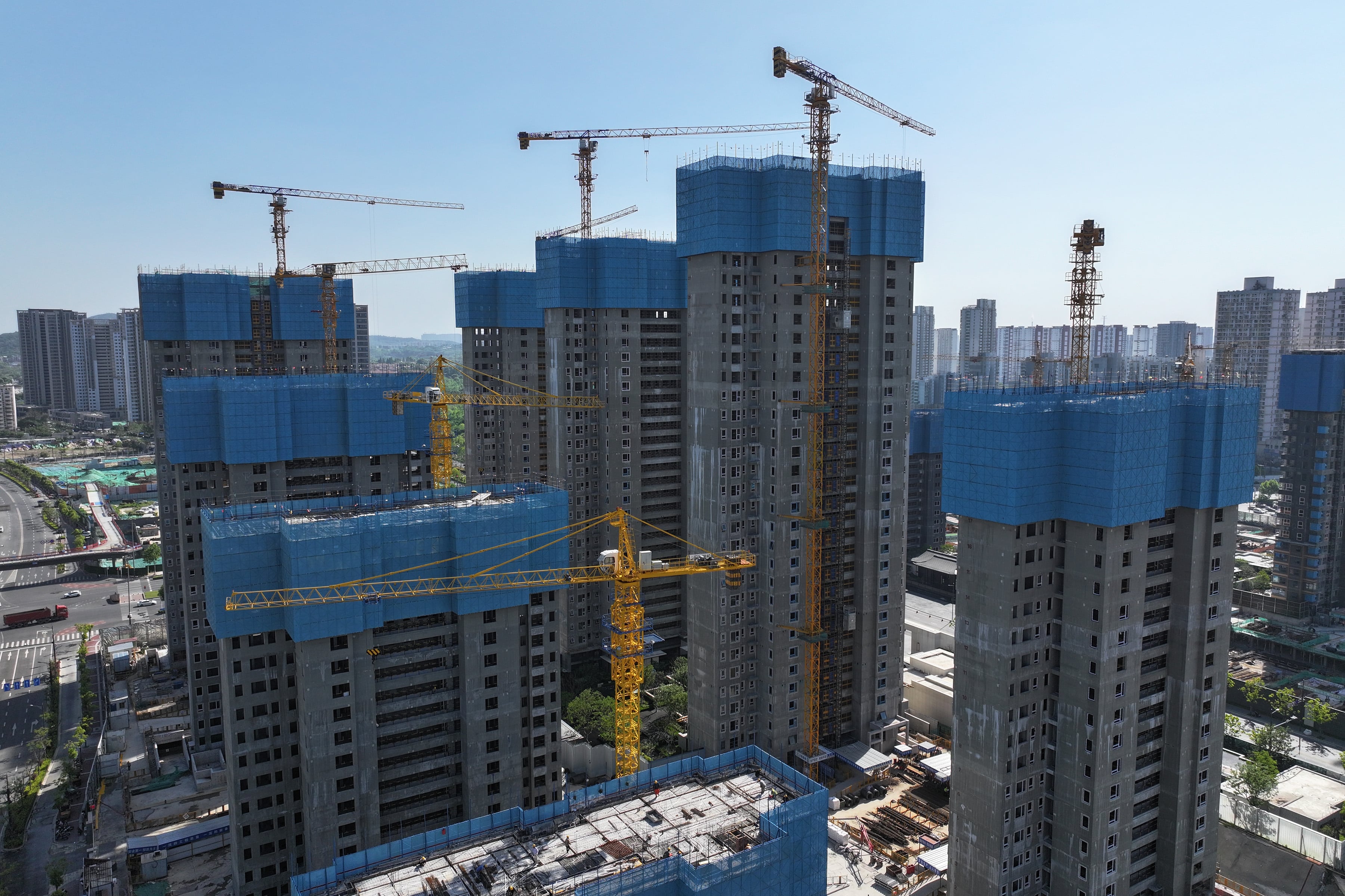 Edificio de China Vanke en construcción, en Nanjing (China), en mayo pasado.