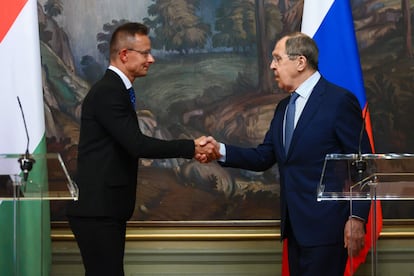 El jefe de la diplomacia húngara, Péter Szijjártó, en la rueda de prensa de este jueves con su homólogo ruso, Serguéi Lavrov, en Moscú.