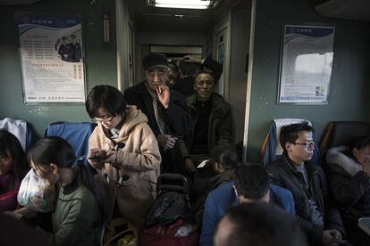 Imagen de uno de los vagones al salir de la Estación de Pekín Oeste hacia Chengdu.