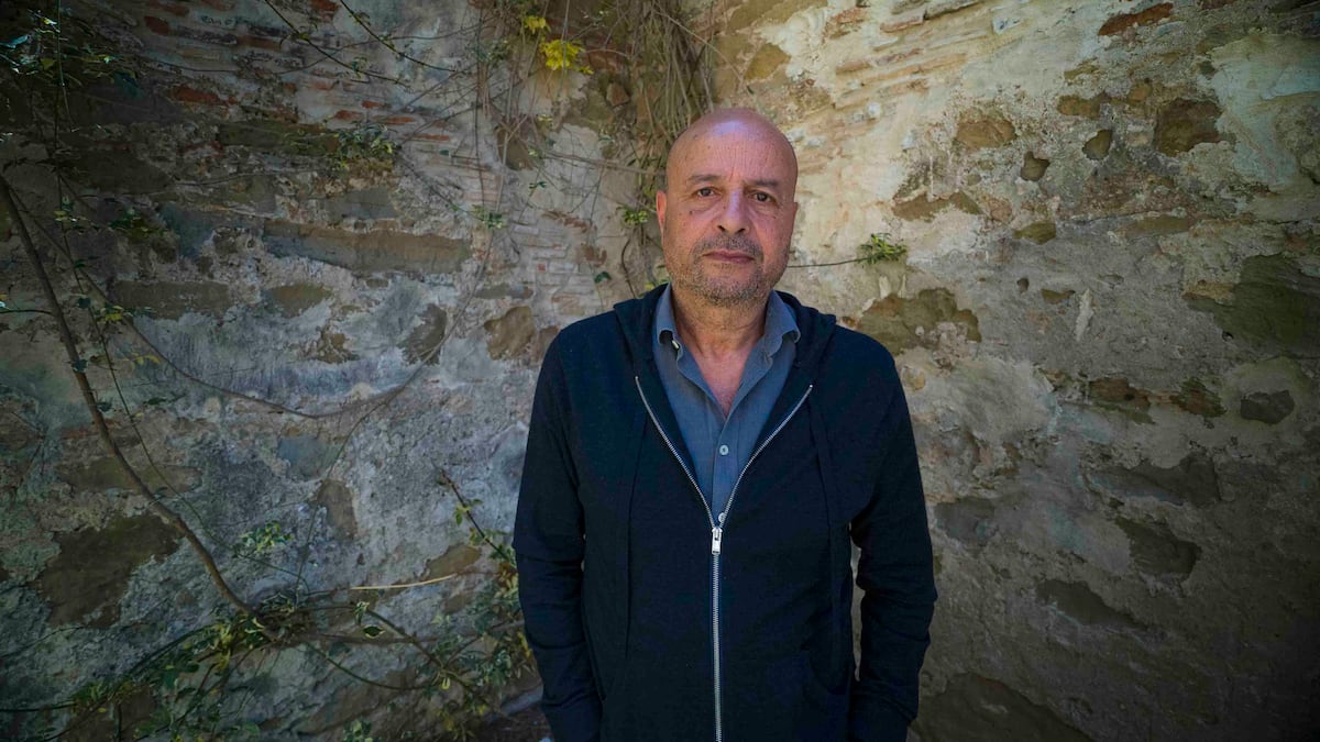 Lotfi Achour, director de cine: “La violencia que yo siento en la sociedad tunecina tiene su origen en los años de la dictadura”